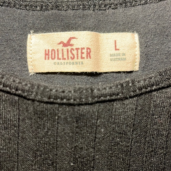 Hollister Co. Women's Black Crop-top - Picture 2 of 6